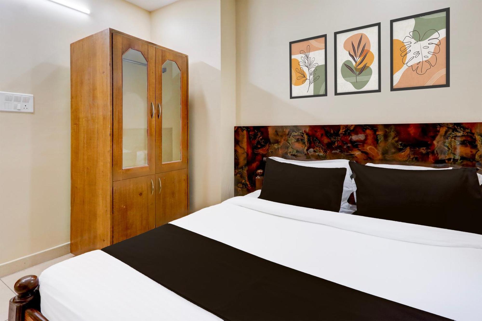 Hotel O Sai Manikanta Homes Hyderabad Exterior photo