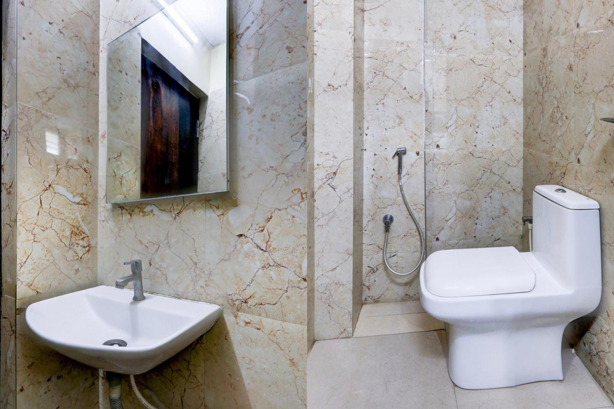 Hotel O Sai Manikanta Homes Hyderabad Exterior photo